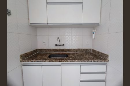 Apartamento à venda com 80m², 2 quartos e 2 vagasCozinha