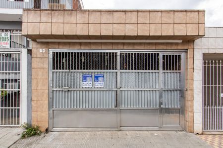 Casa à venda com 105m², 3 quartos e 1 vagaFachada + Placa