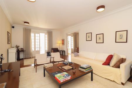 Apartamento à venda com 260m², 4 quartos e 2 vagasSala