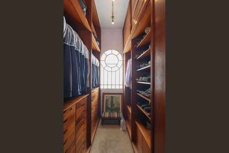 Apartamento à venda com 260m², 4 quartos e 2 vagasCloset da suíte