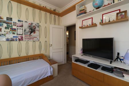 Apartamento à venda com 260m², 4 quartos e 2 vagasQuarto 1