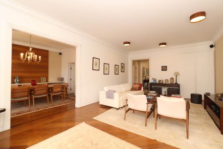 Apartamento à venda com 260m², 4 quartos e 2 vagasSala