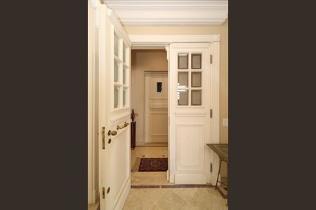 Apartamento à venda com 260m², 4 quartos e 2 vagasHall de entrada