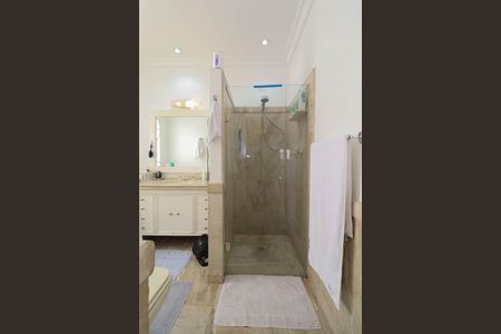 Apartamento à venda com 260m², 4 quartos e 2 vagasBanheiro da Suíte