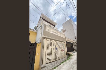Casa à venda com 150m², 3 quartos e 1 vagaFachada + plaquinha