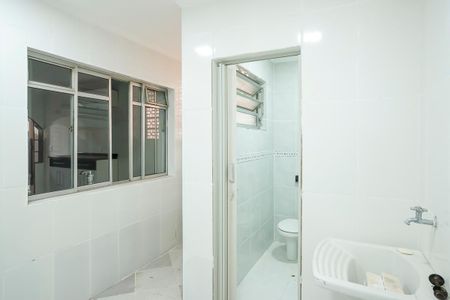 Casa à venda com 150m², 3 quartos e 1 vagaÁrea de serviço