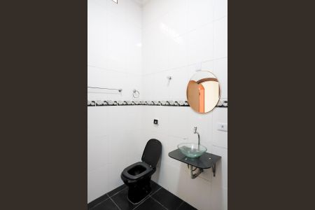 Casa à venda com 150m², 3 quartos e 1 vagaBanheiro