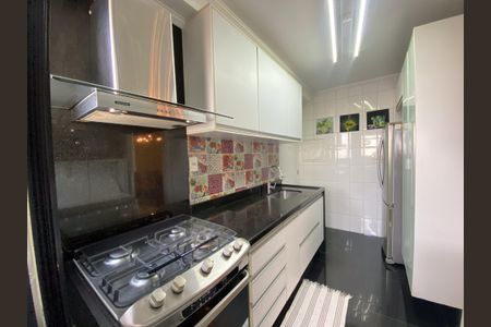 Apartamento para alugar com 105m², 3 quartos e 3 vagas Apartamento para alugar com 105m², 3 quartos e 3 vagasCozinha