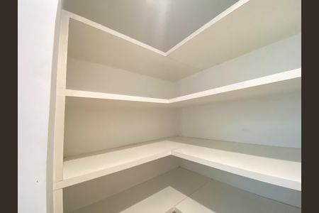 Apartamento para alugar com 105m², 3 quartos e 3 vagas Apartamento para alugar com 105m², 3 quartos e 3 vagasQuarto de Serviço