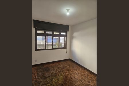 Casa à venda com 163m², 3 quartos e 4 vagas