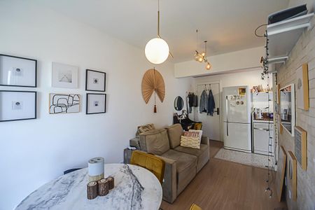 Apartamento para alugar com 43m², 2 quartos e 1 vagaSala