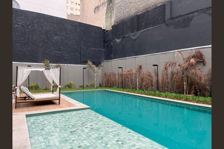 Apartamento à venda com 34m², 2 quartos e sem vagaÁrea comum - Piscina