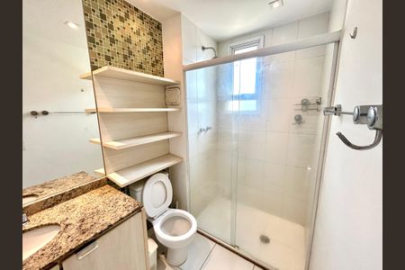 Apartamento à venda com 114m², 3 quartos e 2 vagas Apartamento à venda com 114m², 3 quartos e 2 vagasBanheiro da Suíte