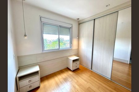 Apartamento à venda com 114m², 3 quartos e 2 vagas Apartamento à venda com 114m², 3 quartos e 2 vagasQuarto Suíte
