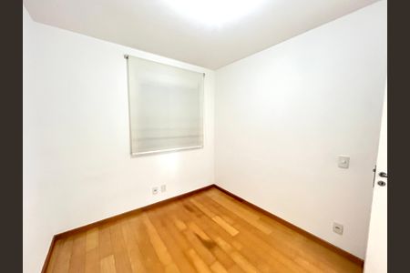 Apartamento à venda com 114m², 3 quartos e 2 vagas Apartamento à venda com 114m², 3 quartos e 2 vagasQuarto 1