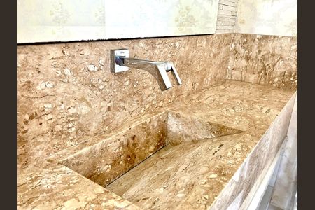 Apartamento à venda com 114m², 3 quartos e 2 vagas Apartamento à venda com 114m², 3 quartos e 2 vagasLavabo