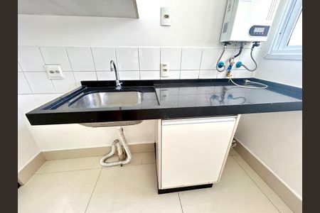 Apartamento à venda com 114m², 3 quartos e 2 vagas Apartamento à venda com 114m², 3 quartos e 2 vagasÁrea de Serviço