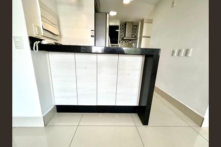 Apartamento à venda com 114m², 3 quartos e 2 vagas Apartamento à venda com 114m², 3 quartos e 2 vagasCozinha