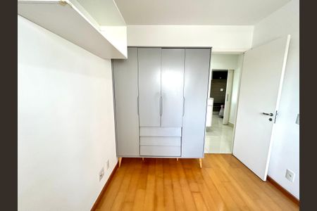 Apartamento à venda com 114m², 3 quartos e 2 vagas Apartamento à venda com 114m², 3 quartos e 2 vagasQuarto 2