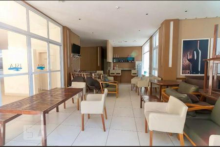 Apartamento à venda com 114m², 3 quartos e 2 vagas Apartamento à venda com 114m², 3 quartos e 2 vagasÁrea comum - Salão de festas