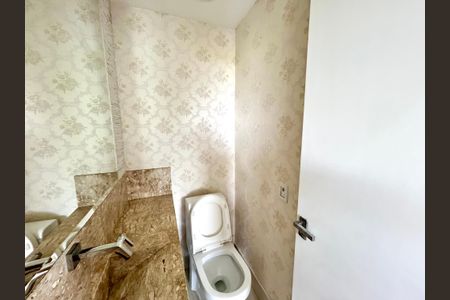 Apartamento à venda com 114m², 3 quartos e 2 vagas Apartamento à venda com 114m², 3 quartos e 2 vagasLavabo