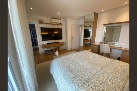 Apartamento à venda com 154m², 3 quartos e 2 vagasSuíte 1