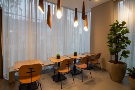 Apartamento para alugar com 37m², 1 quarto e sem vagaÁrea comum - Salão de Festas