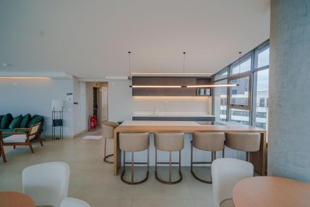 Apartamento para alugar com 79m², 2 quartos e 1 vagaÁrea comum - Salão de festas