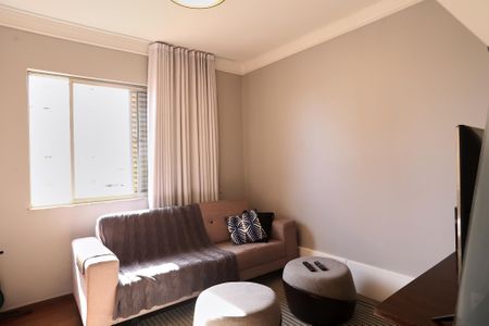 Apartamento para alugar com 3 quartos, 155m² em Santa Efigênia, Belo Horizonte