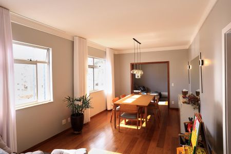 Apartamento para alugar com 155m², 3 quartos e 2 vagasSala