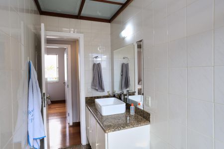 Apartamento para alugar com 155m², 3 quartos e 2 vagasBanheiro