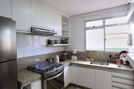 Apartamento para alugar com 155m², 3 quartos e 2 vagasCozinha