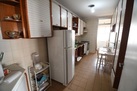 Apartamento à venda com 88m², 2 quartos e 1 vagaCozinha