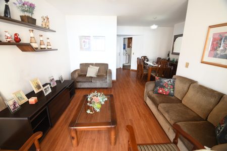 Apartamento à venda com 88m², 2 quartos e 1 vagaSala