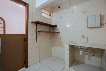 Casa à venda com 200m², 3 quartos e 3 vagasQuarto de serviço