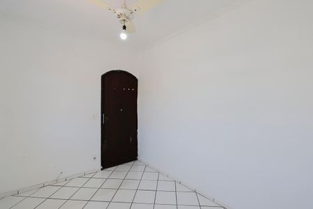 Casa à venda com 200m², 3 quartos e 3 vagasQuarto 2
