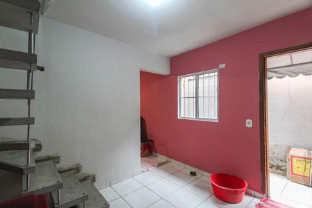 Casa à venda com 3 quartos, 100m² em Jardim Adutora, São Paulo