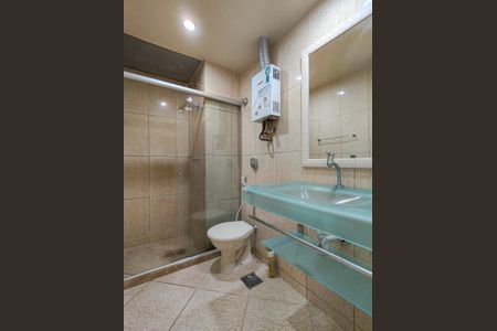 Apartamento à venda com 68m², 2 quartos e 1 vagaBanheiro Corredor