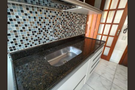 Apartamento à venda com 68m², 2 quartos e 1 vagaCozinha e Área de Serviço