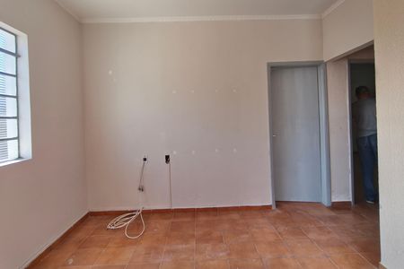Sala de casa para alugar com 2 quartos, 90m² em Parque da Figueira, Campinas