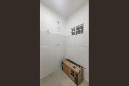 Banheiro Social de kitnet/studio para alugar com 1 quarto, 25m² em Cidade Universitária, Campinas