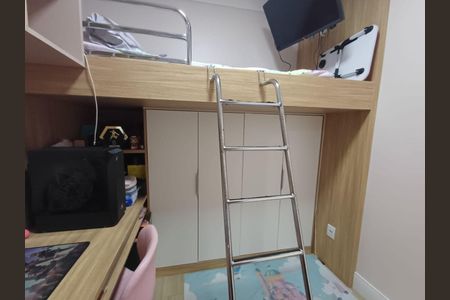 Casa à venda com 3 quartos, 155m² em Vila Carrão, São Paulo