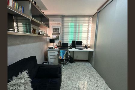 Apartamento à venda com 2 quartos, 85m² em Charitas, Niterói