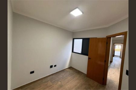 Casa à venda com 3 quartos, 160m² em Vila Carrão, São Paulo