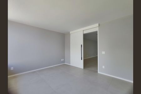 Casa de condomínio à venda com 715m², 6 quartos e 6 vagas Casa de condomínio à venda com 715m², 6 quartos e 6 vagasQuarto