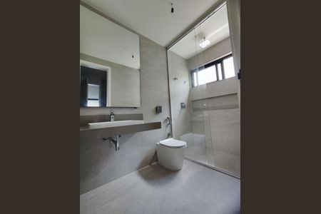 Casa de condomínio à venda com 715m², 6 quartos e 6 vagas Casa de condomínio à venda com 715m², 6 quartos e 6 vagasSuíte 3 Banheiro