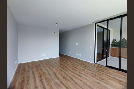 Casa de condomínio à venda com 715m², 6 quartos e 6 vagas Casa de condomínio à venda com 715m², 6 quartos e 6 vagasSuíte 2