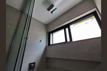 Casa de condomínio à venda com 715m², 6 quartos e 6 vagas Casa de condomínio à venda com 715m², 6 quartos e 6 vagasSuíte 3 Banheiro