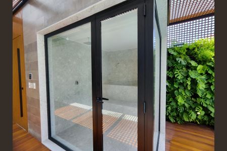 Casa de condomínio à venda com 715m², 6 quartos e 6 vagas Casa de condomínio à venda com 715m², 6 quartos e 6 vagasÁrea de Lazer Sauna