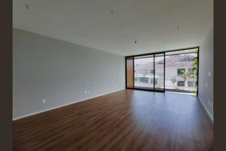 Casa de condomínio à venda com 715m², 6 quartos e 6 vagas Casa de condomínio à venda com 715m², 6 quartos e 6 vagasSuíte 1